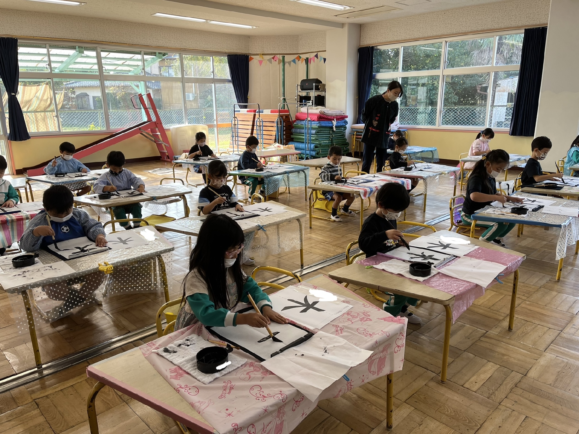 筆で遊ぼう「木🌳」