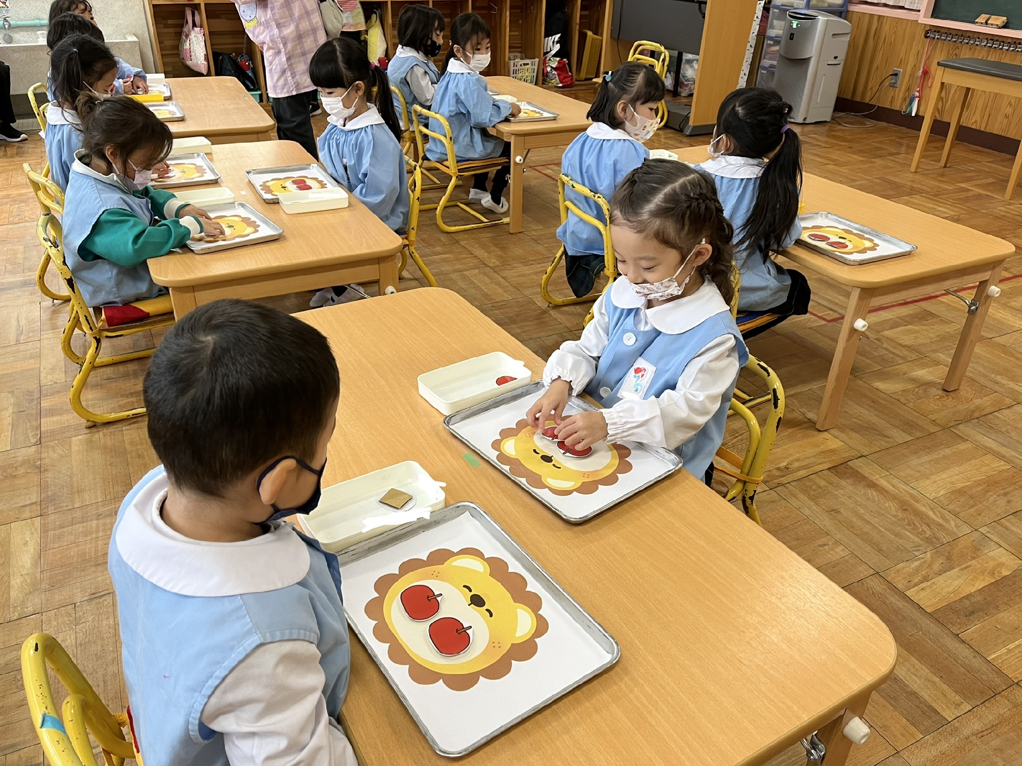 りんごを３こ🍎🍎🍎